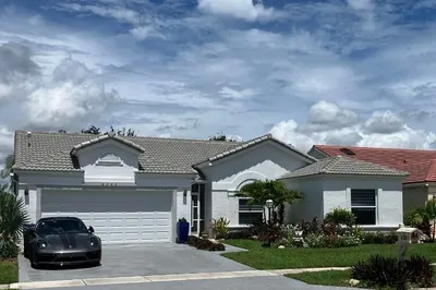 8280 Lake Cypress Road 1