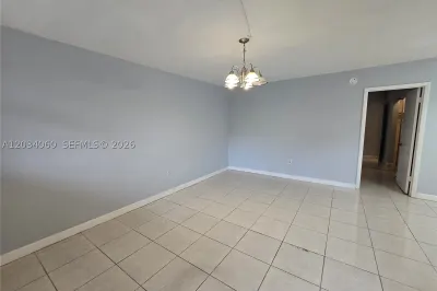 1475 NE 125th Ter #304-B 1