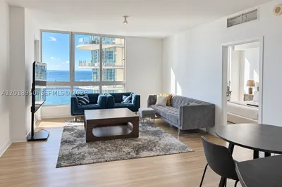 300 S Biscayne Blvd #T-1606 1