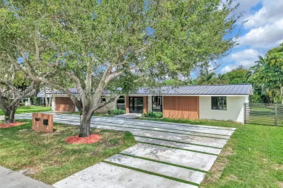 15471 SW 83rd Ave 1