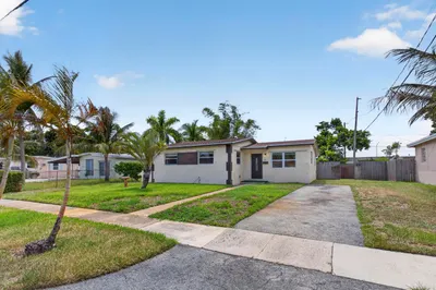 2681 NW 2nd Street 1