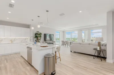 41 SW Seminole Street #409 1