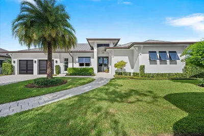 934 N Loxahatchee Drive 1