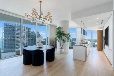 300 Biscayne Boulevard Way #4707W 1