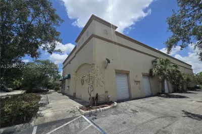 12140 Wiles Rd 1