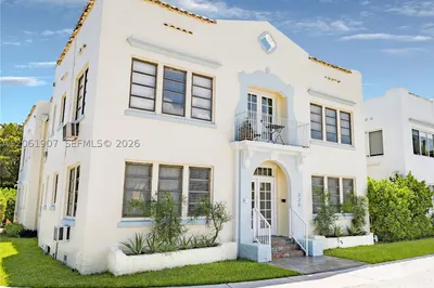 320 Mendoza Ave #6 1