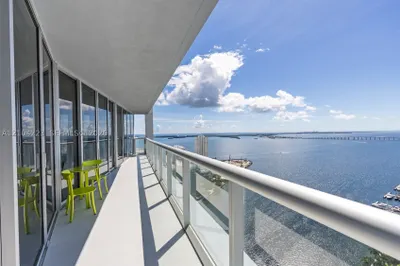 495 Brickell Ave #3401 1