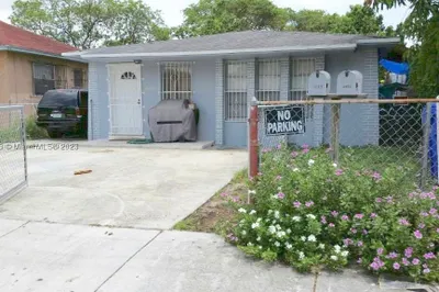2721 NW 24th Ave 1