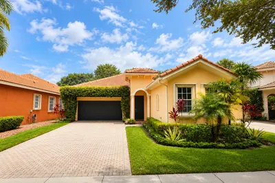 121 Palmfield Way 1
