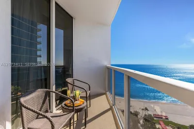 18001 Collins Ave #1514 1
