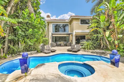 753 Villa Portofino Circle 1