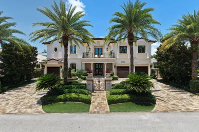 2225 W Silver Palm Road 1