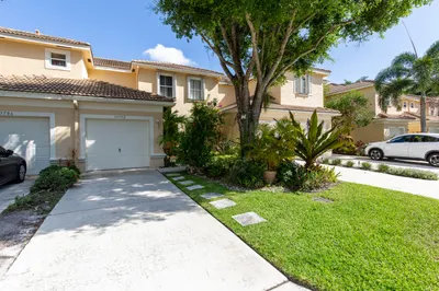 13792 Creston Place 1