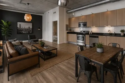 2100 Van Buren St #508 1