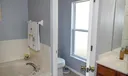 302 NE Greenbrier Ave Photo