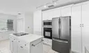 6915 N Calle Del Paz N Photo