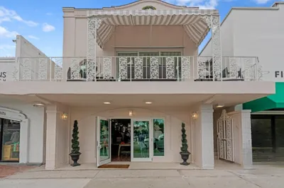 255 Royal Poinciana Way 1