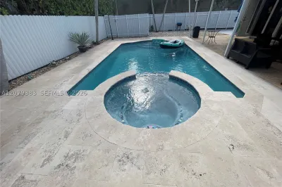9180 NW 149th Ter 1