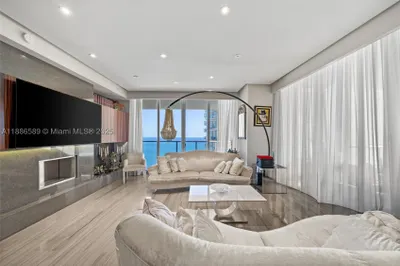 9705 Collins Ave #2304N 1
