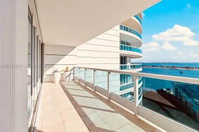 2127 Brickell Ave #1505 1