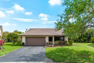 001-1460LakeviewCircle-CoralSprings-FL-3