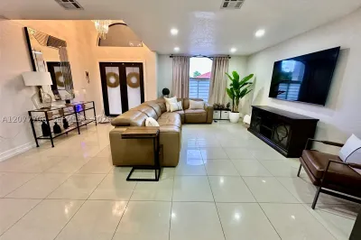 9021 NW 150th Ter 1