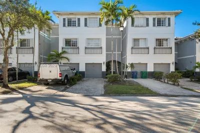 3606 NW 13th St 1