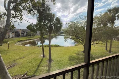 3031 SE Aster Lane #605 1