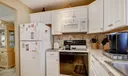 4796 Cresthaven Boulevard #B Photo
