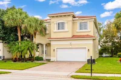 1070 Grove Park Circle 1