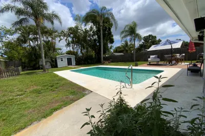 985 SW 29th Terrace 1