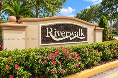 220 Riverwalk Cir 1