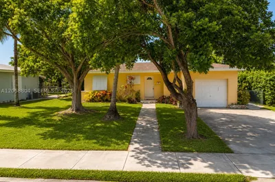 948 NW 9th Ct 1