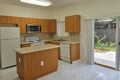 2973 SE 15th Ter 1