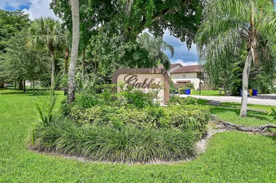 23490 SW 57th Avenue #607 1