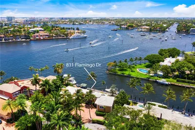 811 Flamingo Drive 1