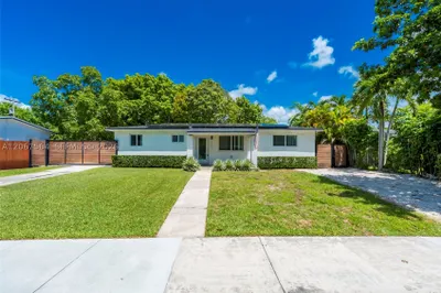 9841 Dominican Dr 1