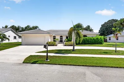 2432 NW Timbercreek Circle 1