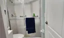 3er Bathroom downstairs