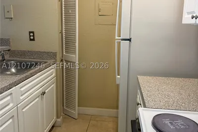 4500 W 16th Ave #615 1