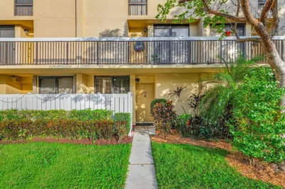 2910 SW 87th Terrace #1706 1