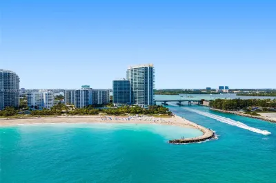 10295 Collins Ave #1909 1