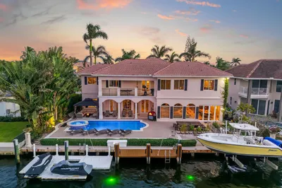 961 Banyan Drive 1