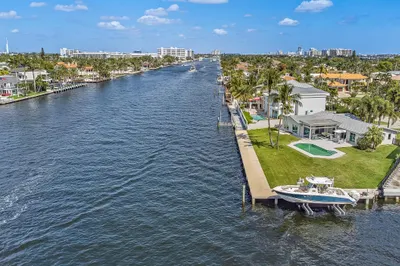 35 Castle Harbor Isle Drive 1