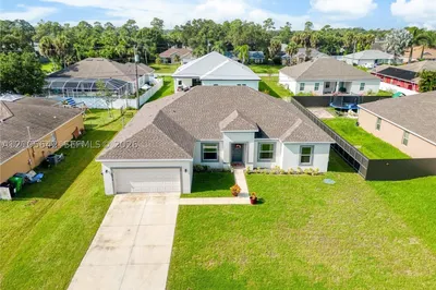 1534 SW Abingdon Ave 0 1