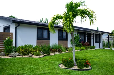3144 Capri Road 1