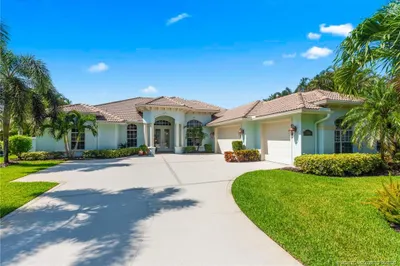 5344 SW Landing Creek Drive 1