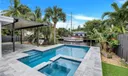 1608 SW 5th Ct Photo