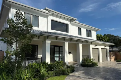 451 NW 7th Avenue 1