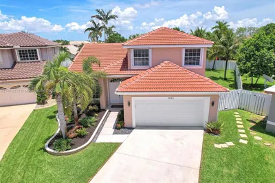 1353 SW 181st Ave 1